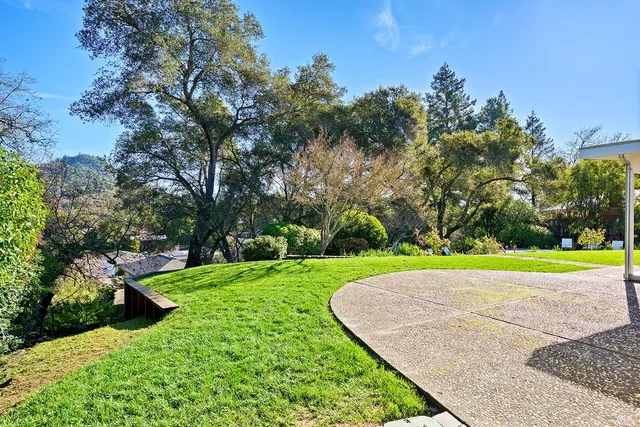 $3,550,000 | 716 University Avenue, Healdsburg, CA 95448