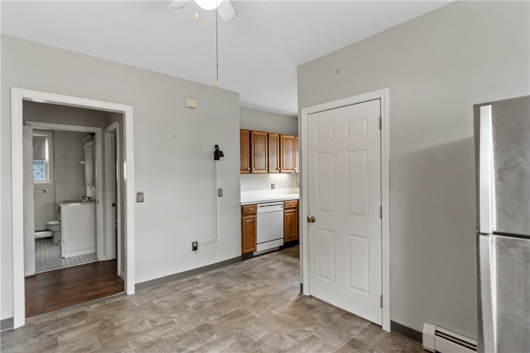 16 Friendly Road Cranston, RI 02910 - Photo 13 of 38