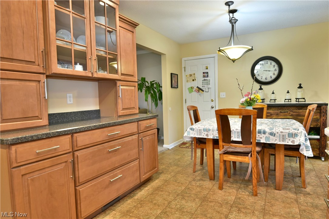 4865 New Road Youngstown, OH 44515 - Photo 12 of 35 Gallery Image 12