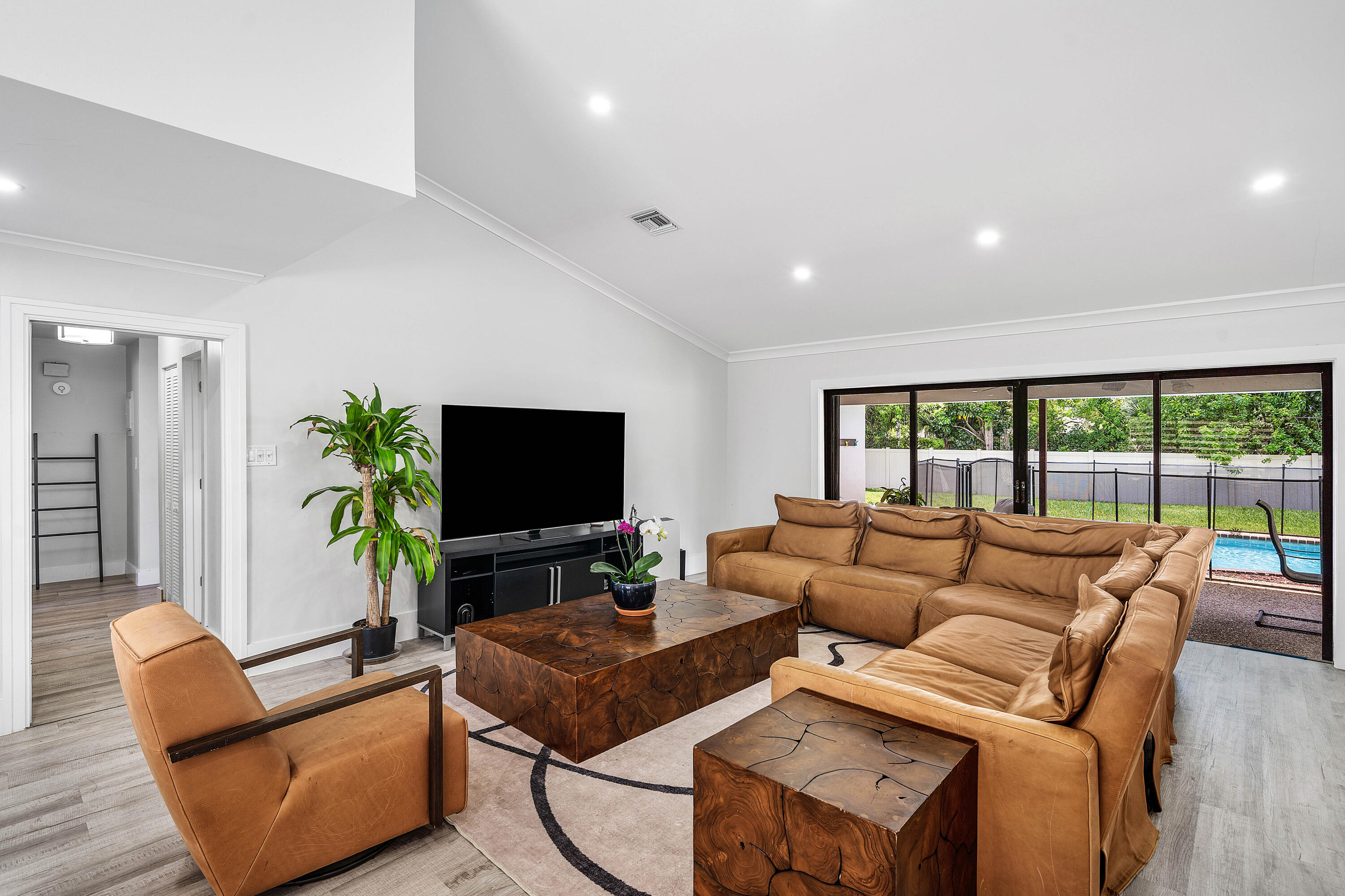 18235 104th Terrace South Boca Raton, FL 33498 - Photo 9 of 50 009-18235104thTerraceSouth-BocaRaton-FL-
