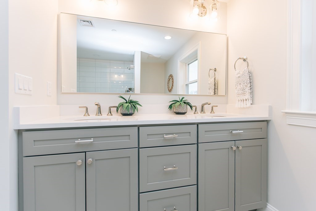 21 Woodlands Road Salem, MA 01970 - Photo 20 of 27 Gallery Image 20