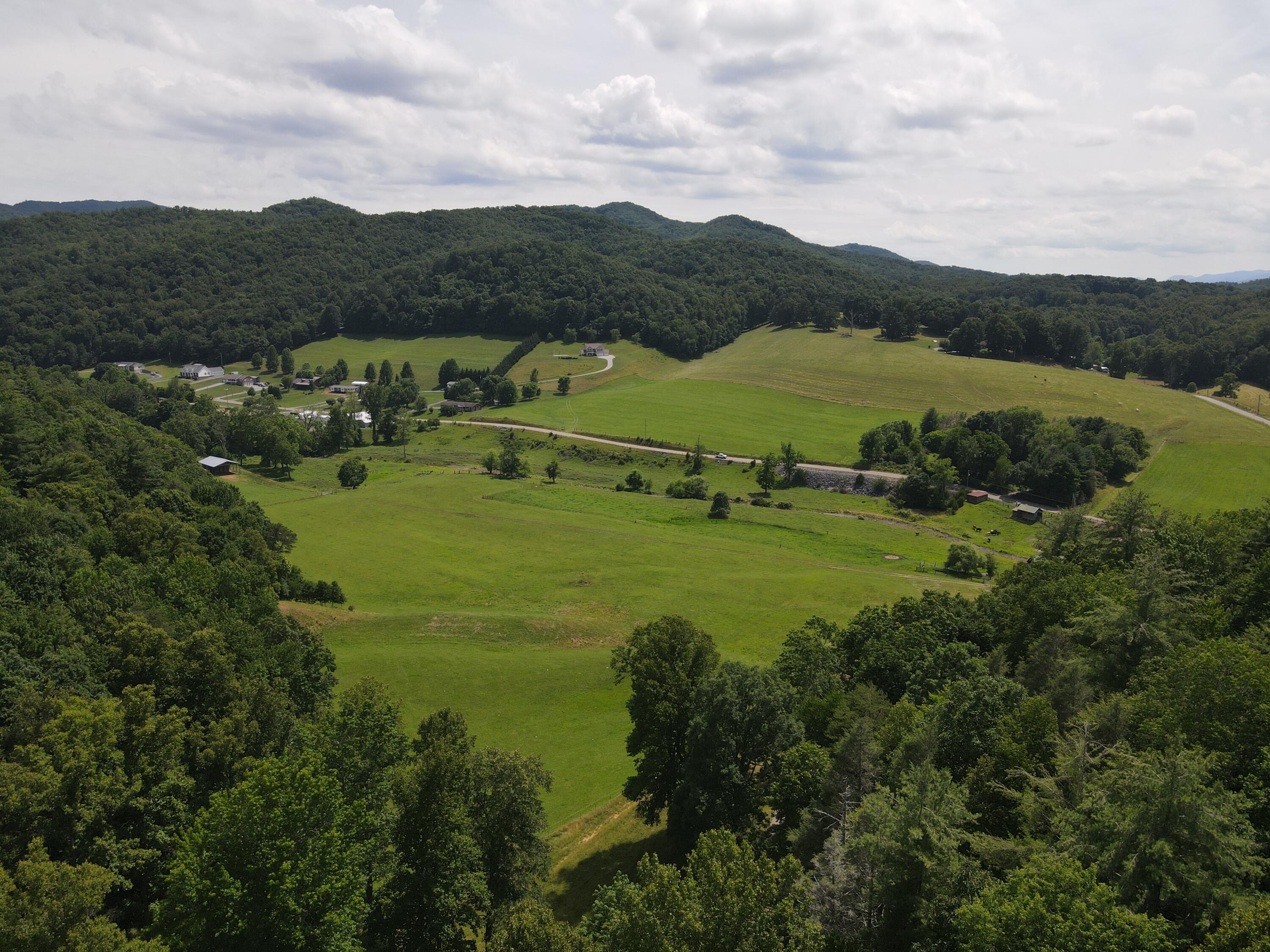 Tbd Laurels Road, Unit 9 Johnson City, TN 37601 - Photo 4 of 6 DJI_0415