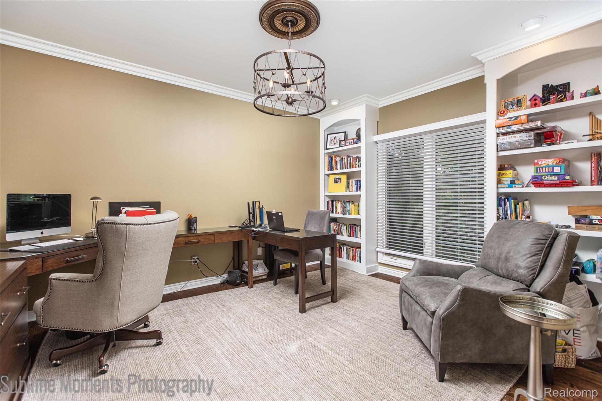520 Springview Drive Rochester, MI 48307 - Photo 19 of 58 19 - Office.jpg