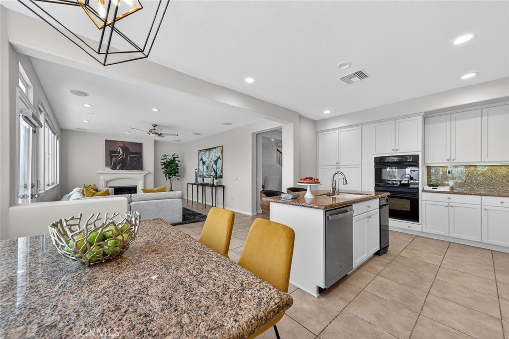 20800 Campania Lane Porter Ranch, CA 91326 - Photo 12 of 70