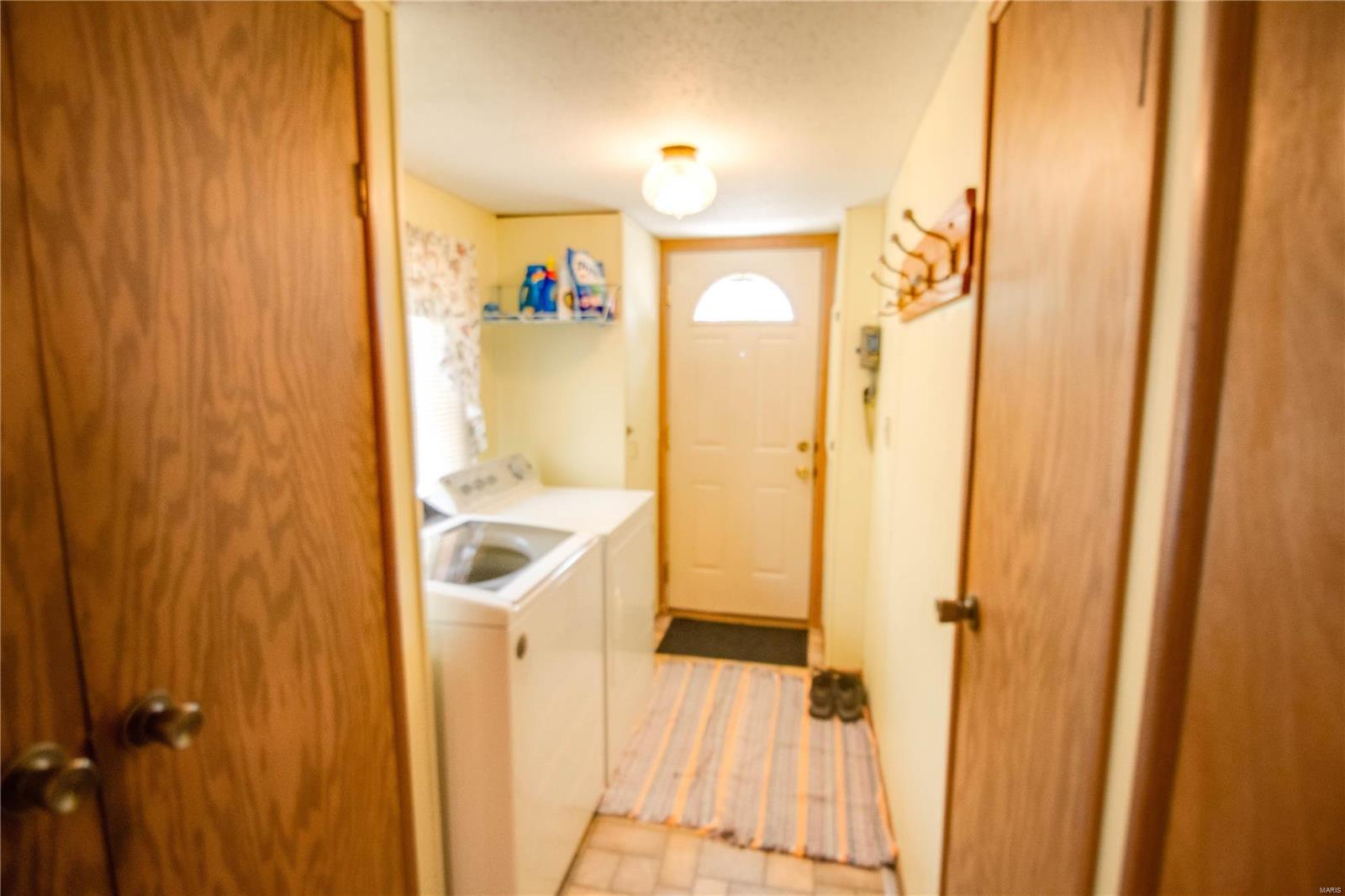 33294 Crystal Lake Road Jerseyville, IL 62052 - Photo 20 of 25