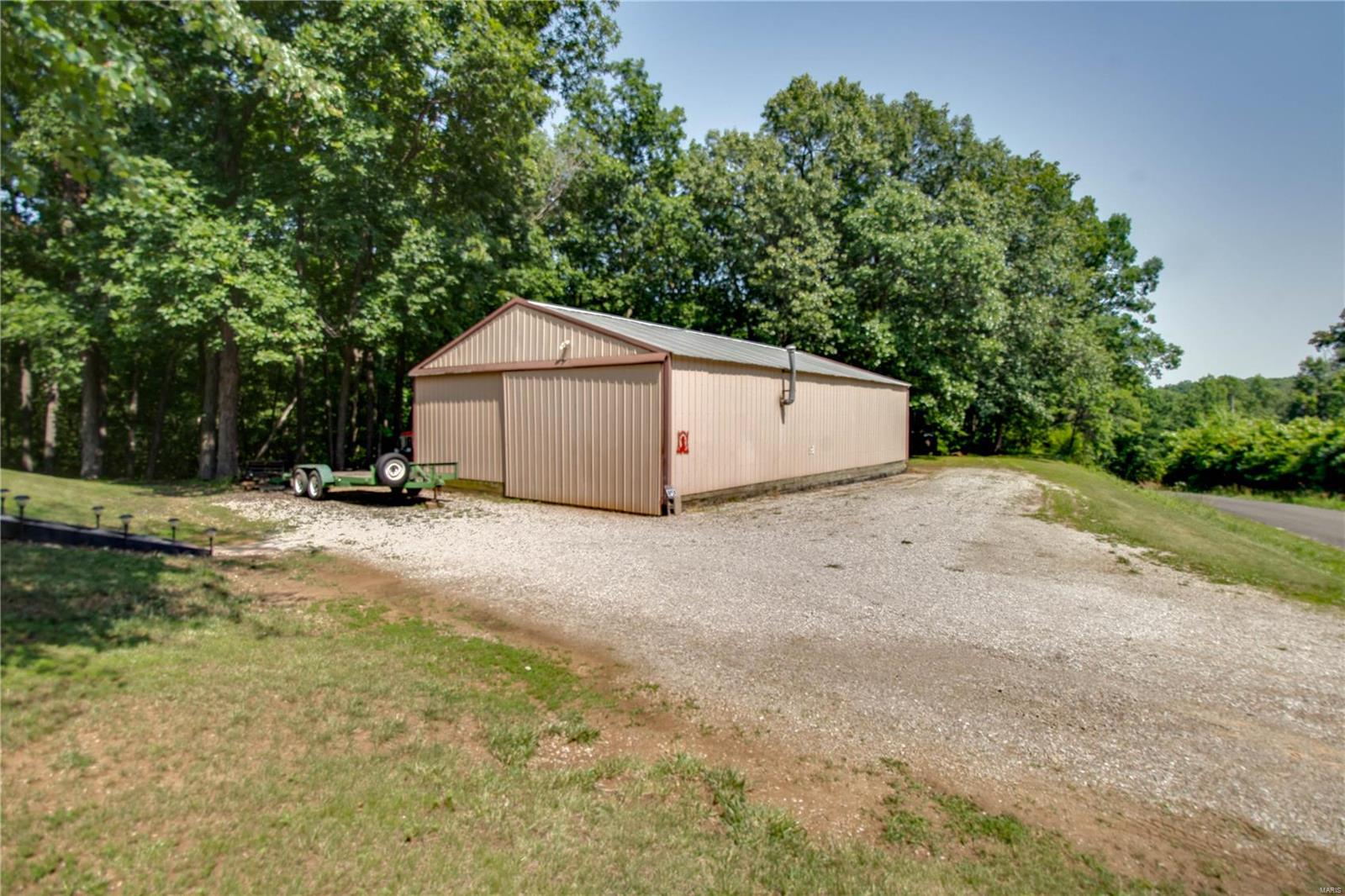33294 Crystal Lake Road Jerseyville, IL 62052 - Photo 5 of 25