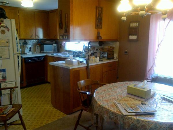 248 Frost Street Fall River, MA 02721 - Photo 3 of 9 Gallery Image 3