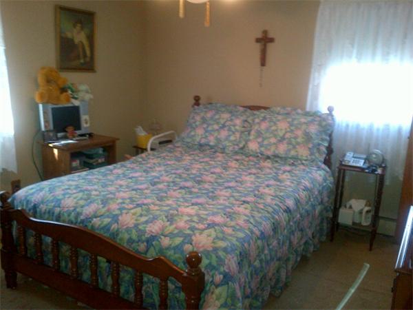 248 Frost Street Fall River, MA 02721 - Photo 5 of 9 Gallery Image 5