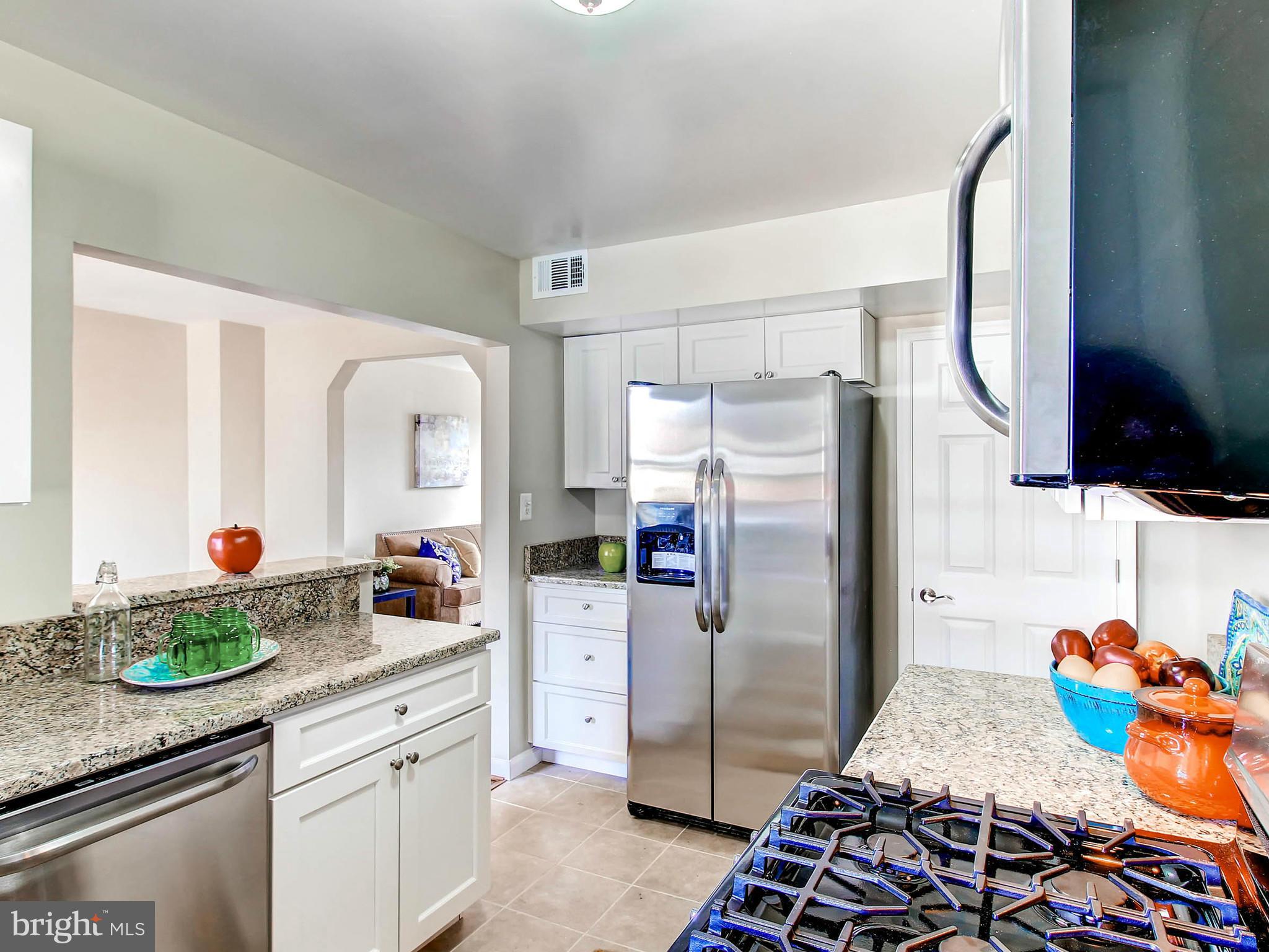 118 Garden Ridge Road Catonsville, MD 21228 - Photo 11 of 28 Kitchen