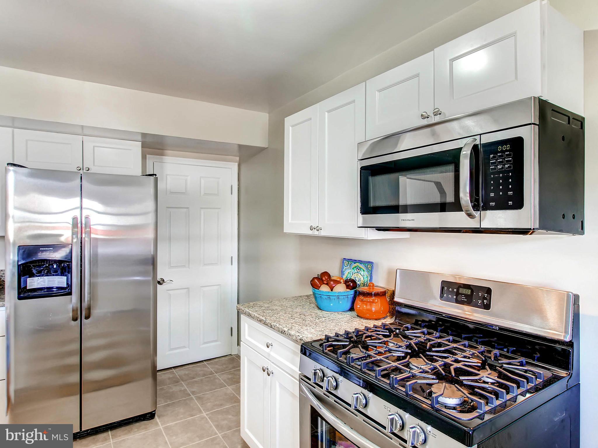 118 Garden Ridge Road Catonsville, MD 21228 - Photo 12 of 28 Kitchen