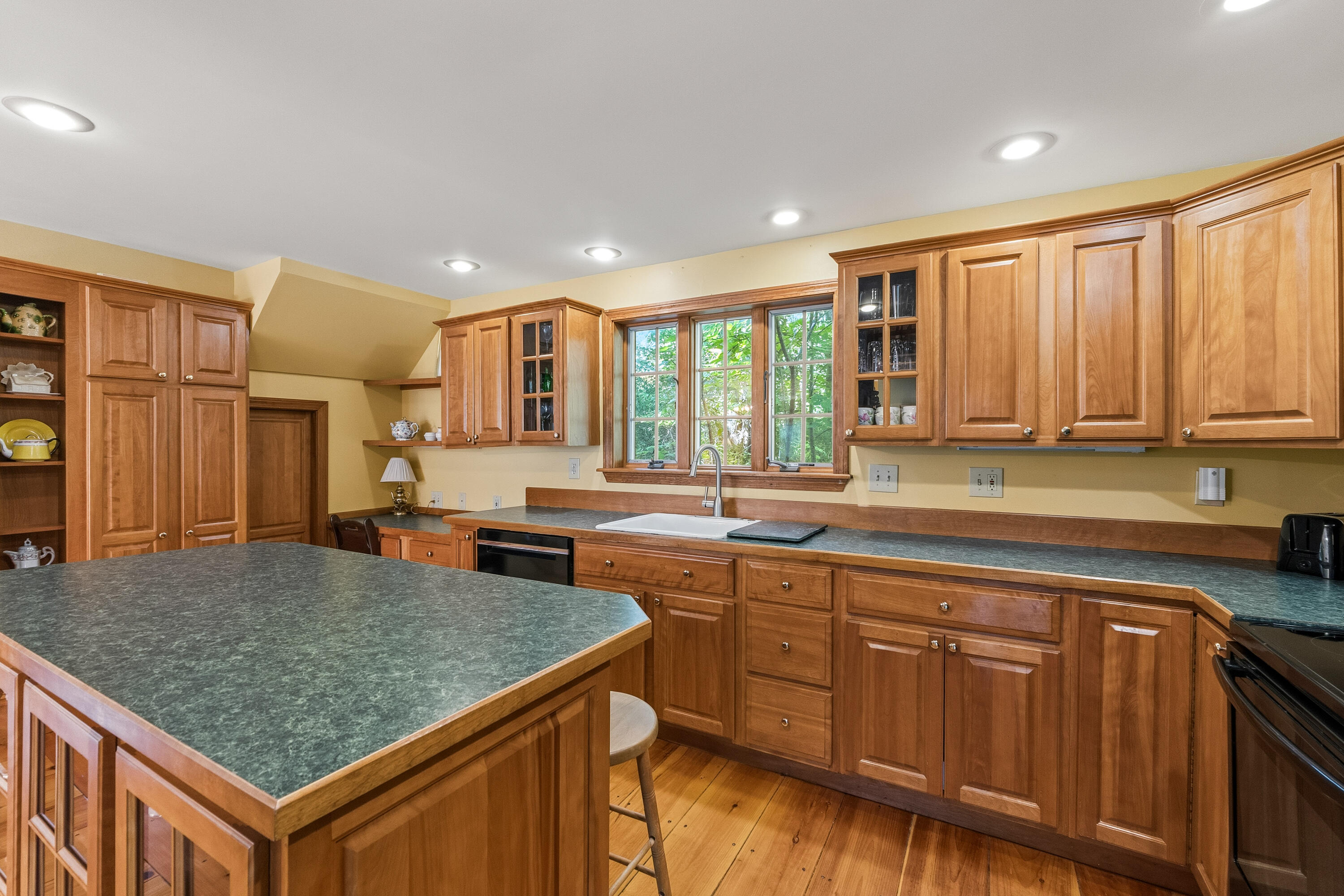 15 Intervale Road York, ME 03902 - Photo 12 of 67 15 Intervale Rd, Cape Neddick