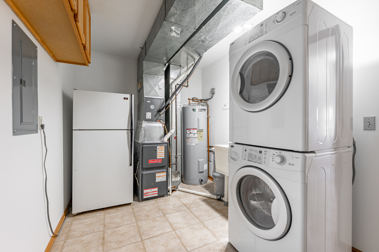 6538 Timberleaf Court, Unit 1 Loves Park, IL 61111 - Photo 18 of 25