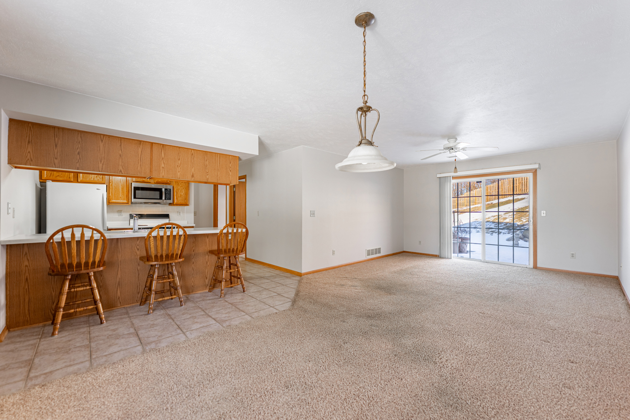 6538 Timberleaf Court, Unit 1 Loves Park, IL 61111 - Photo 6 of 25