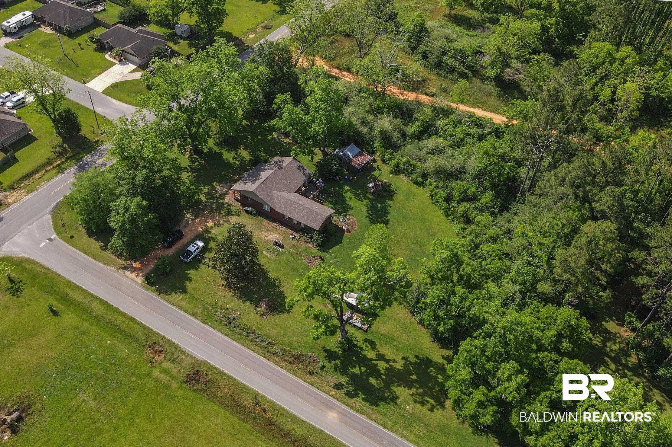 18484 Driskell Road Loxley, AL 36551 - Photo 3 of 24