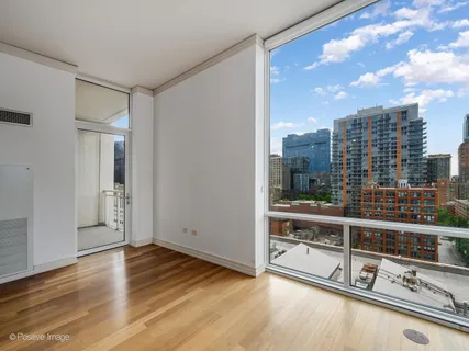 $325,000 | 170 West Polk Street, Unit 1406, Chicago, IL 60605