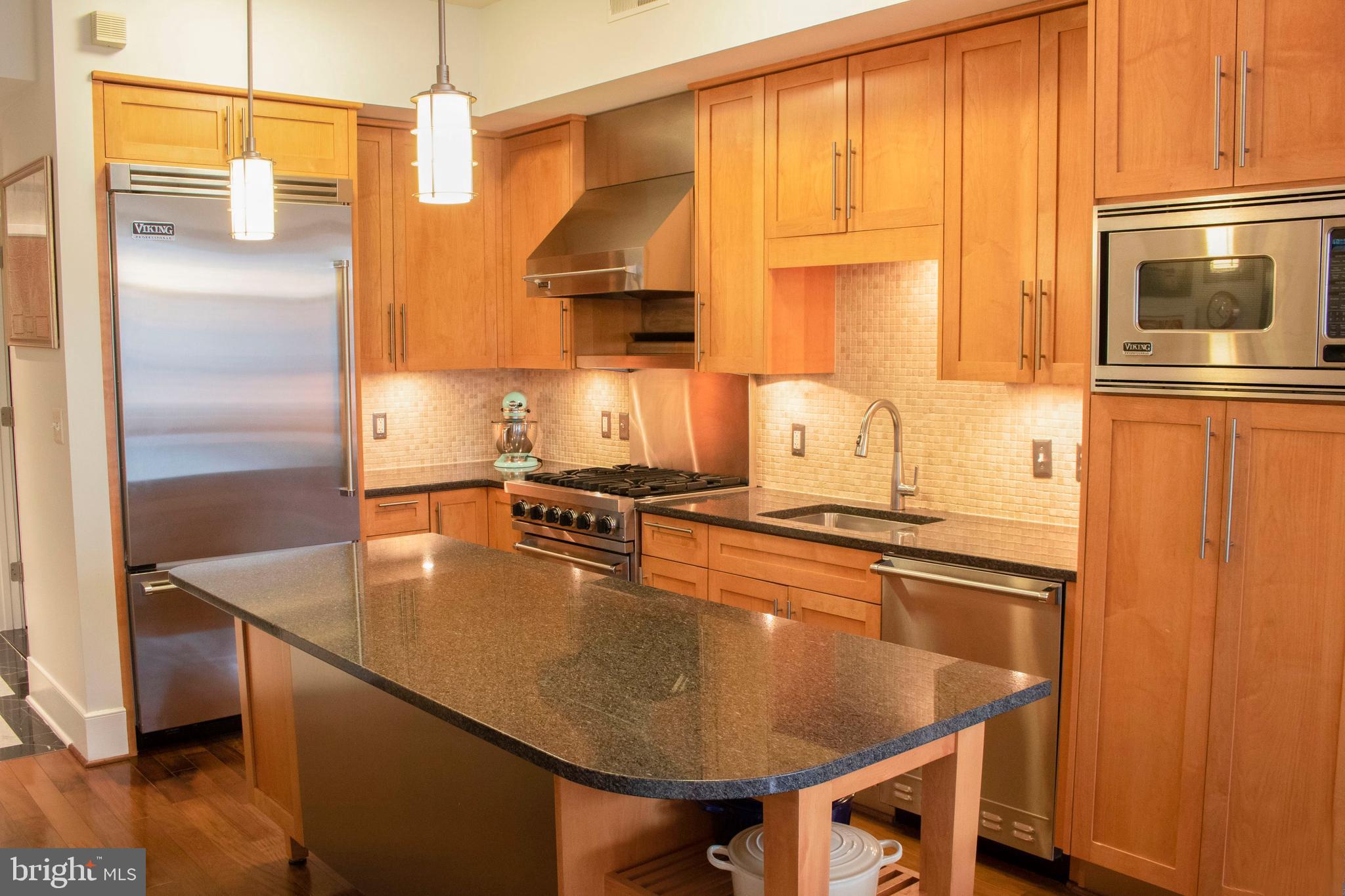 4301 Military Road Northwest, Unit 311 Washington, DC 20015 - Photo 3 of 17 Chef's Kitchen