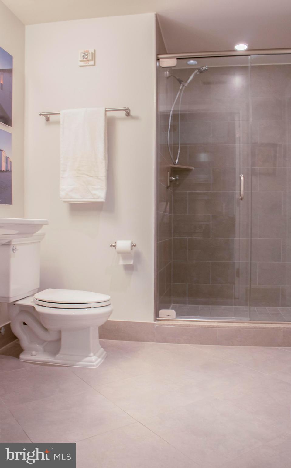 4301 Military Road Northwest, Unit 311 Washington, DC 20015 - Photo 10 of 17 Hall Bathroom