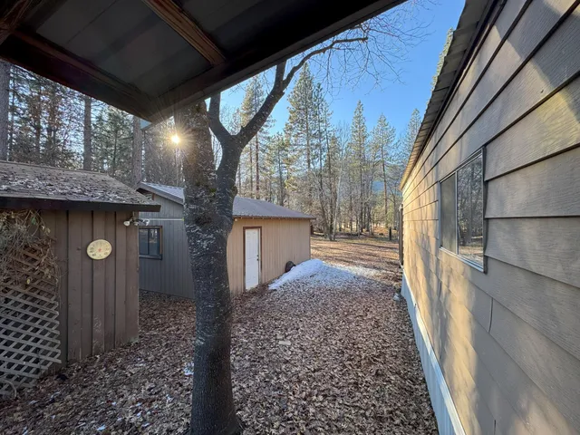 $249,000 | 40759 Old School Road, Fall River Mills, CA 96028