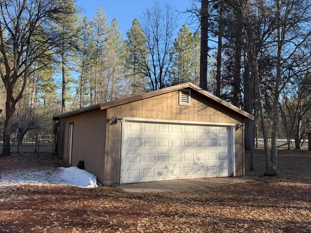 $249,000 | 40759 Old School Road, Fall River Mills, CA 96028