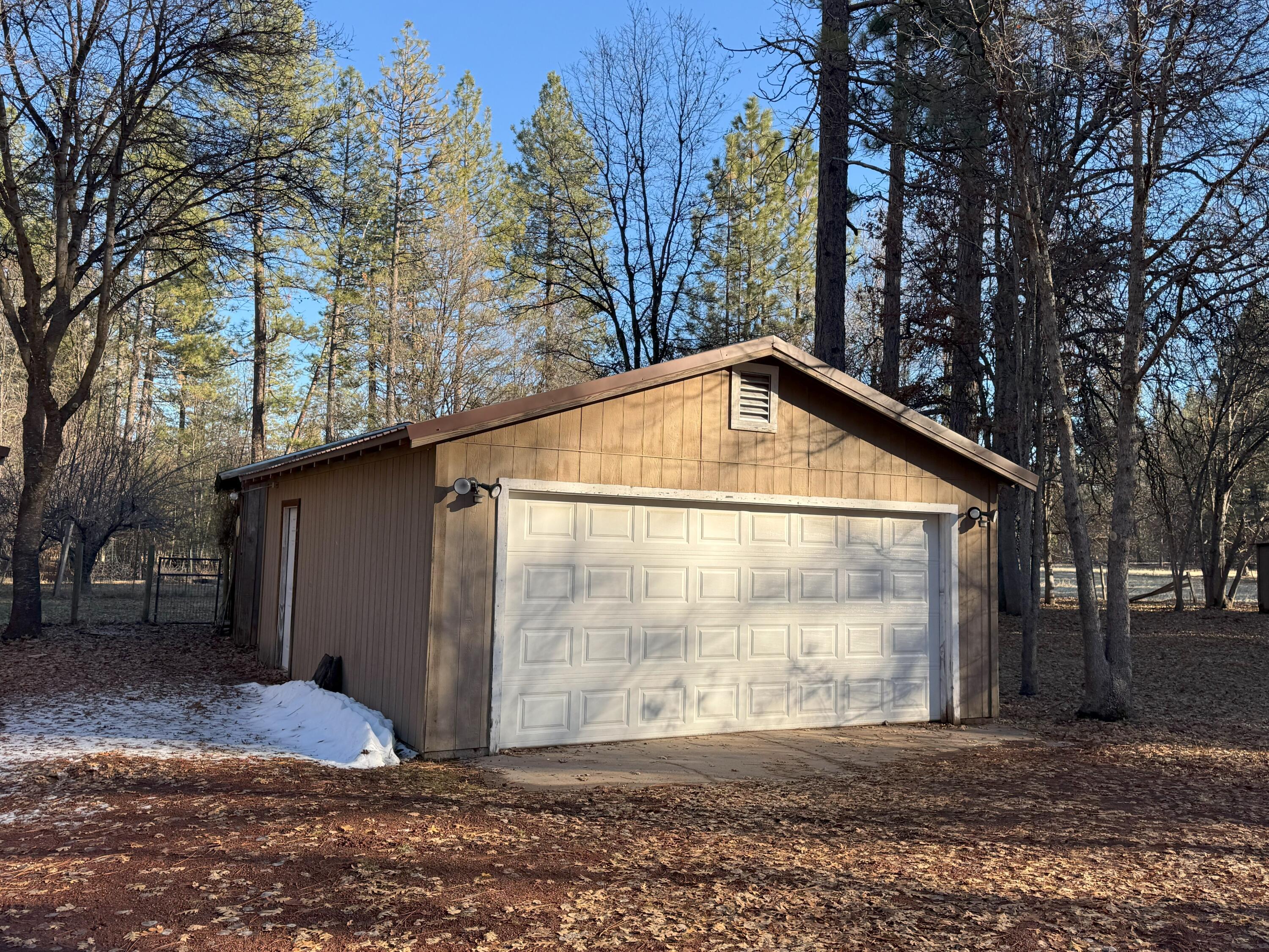 40759 Old School Road Fall River Mills, CA 96028 - Photo 32 of 54 20241205_222723412_iOS