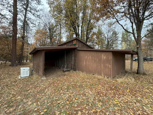 $249,000 | 40759 Old School Road, Fall River Mills, CA 96028