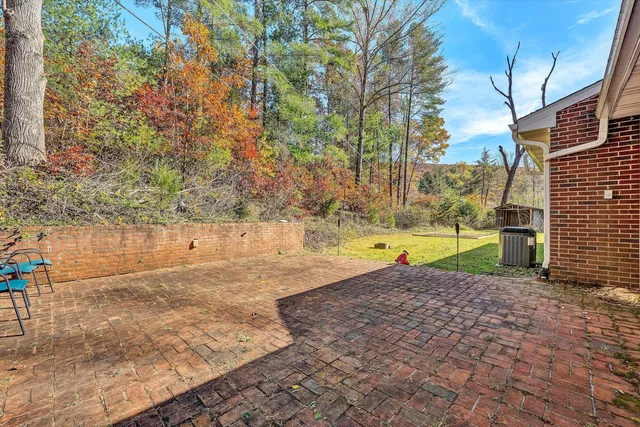 a view of a backyard with garden