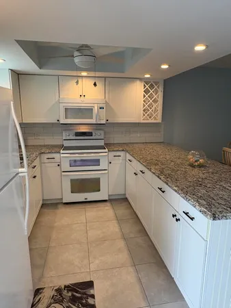 $159,000 | 2950 Southeast Ocean Boulevard, Unit 345, Stuart, FL 34996