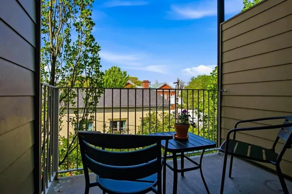 $379,000 | 15 Waddell Street Northeast, Unit 303, Atlanta, GA 30307