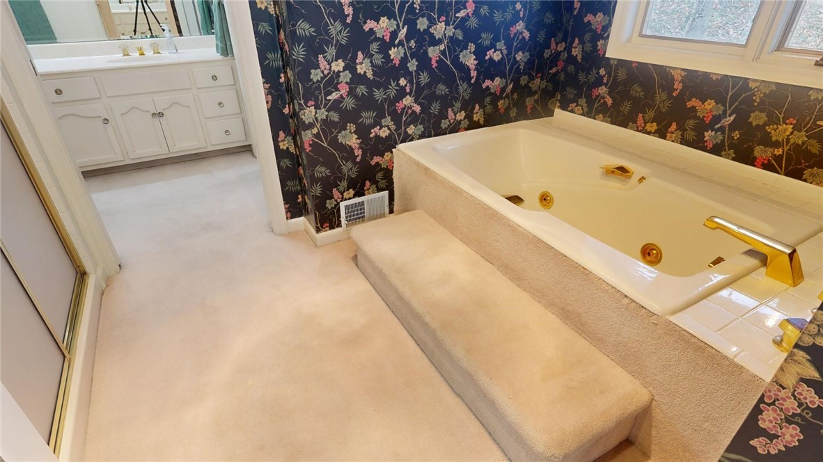 245 Silver Drive Decatur, IL 62521 - Photo 22 of 42