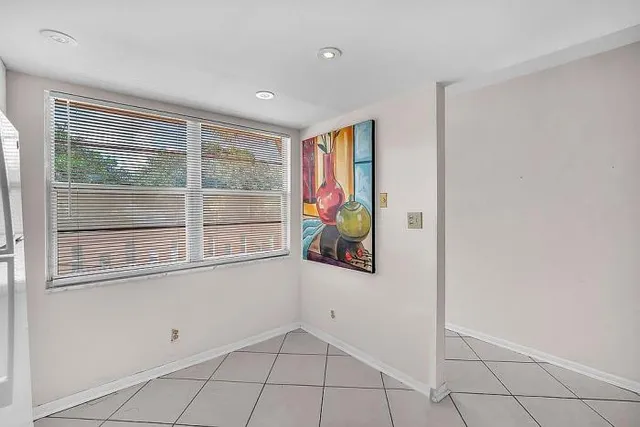 $115,000 | 2302 Lucaya Lane, Unit D2, Coconut Creek, FL 33066