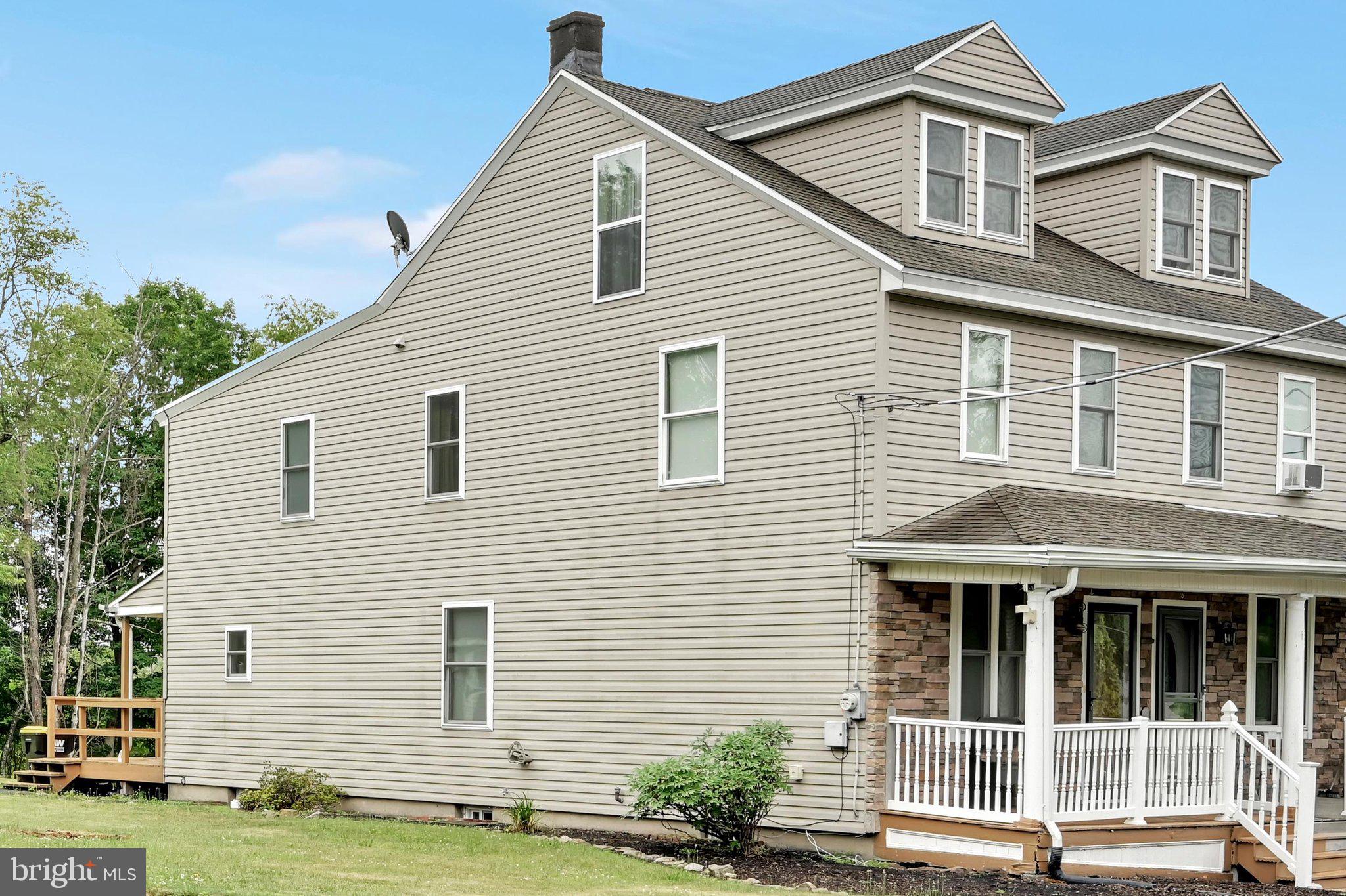 17 Southwest Lawn Road Pottsville, PA 17901 - Photo 2 of 31 Exterior Front