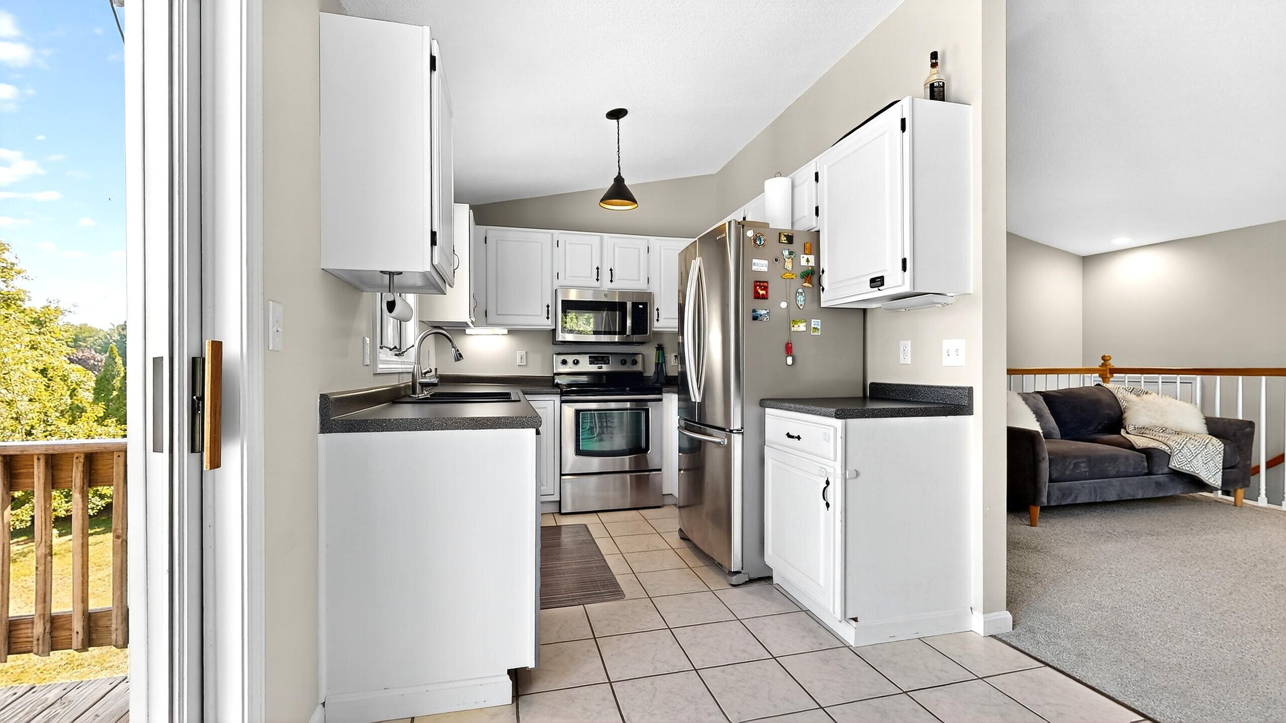 5 Partridge Lane Gray, ME 04039 - Photo 6 of 33 7