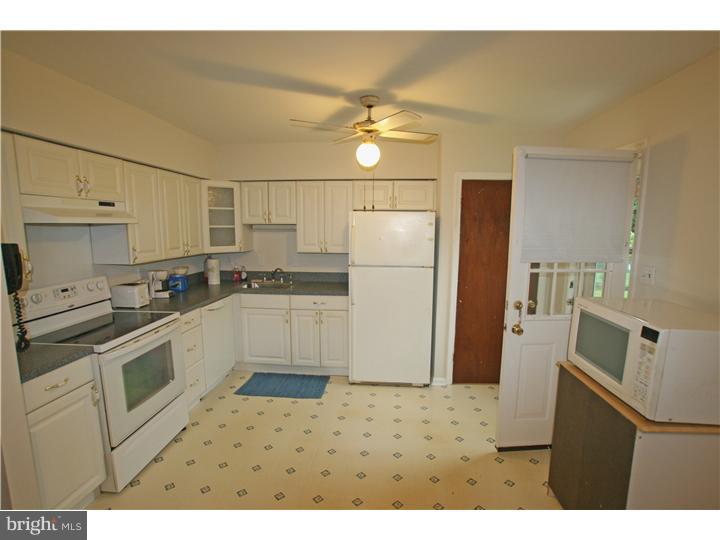 42 Red Mill Road Newark, DE 19711 - Photo 6 of 15 Kitchen