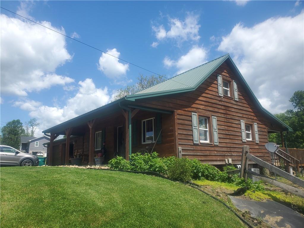 132 Laird's Crossing Road Worthington, PA 16262 - Photo 2 of 20 a view of a house with a yard