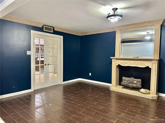 a view of a livingroom with a fireplace