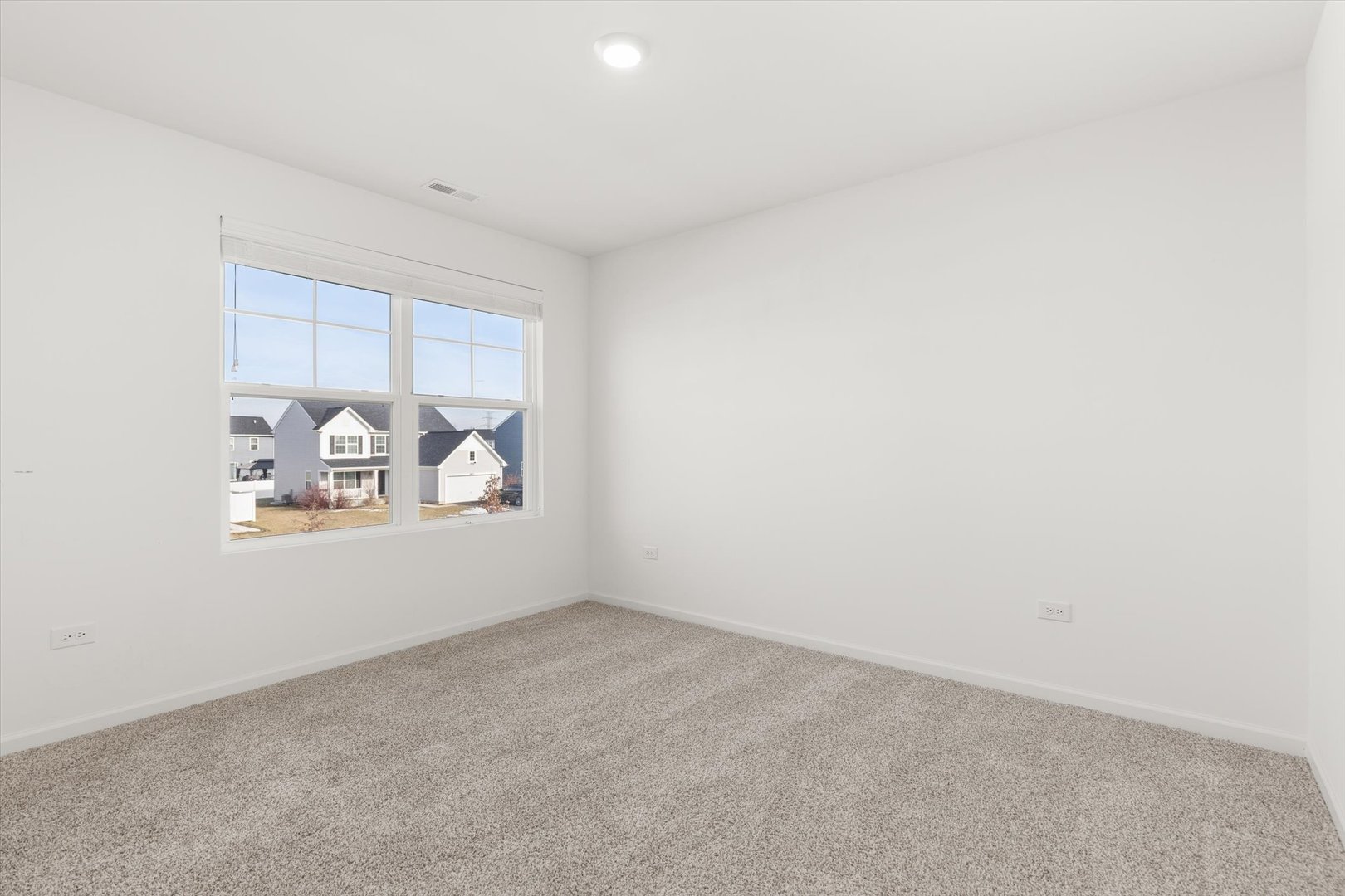 6616 Hadrian Drive Joliet, IL 60431 - Photo 34 of 47 a view of an empty room