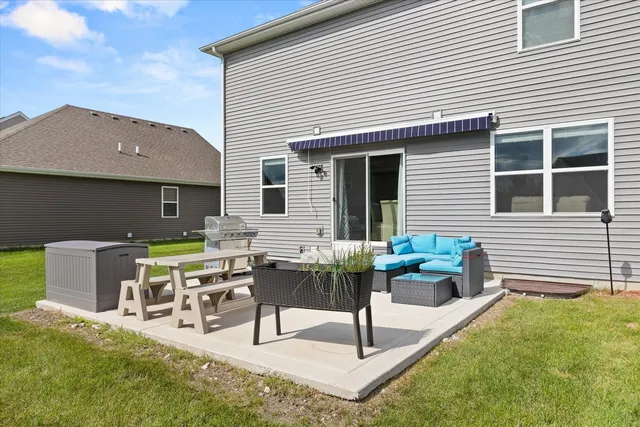 $395,000 | 6616 Hadrian Drive, Joliet, IL 60431