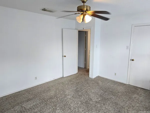 $1,700 | 9415 Silverfeather, San Antonio, TX 78254