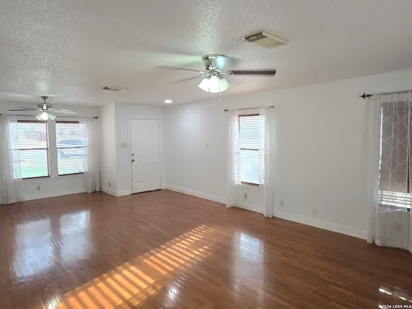 $1,700 | 9415 Silverfeather, San Antonio, TX 78254