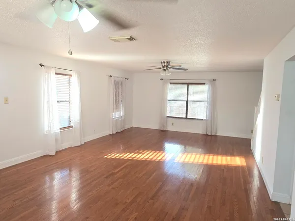 $1,700 | 9415 Silverfeather, San Antonio, TX 78254