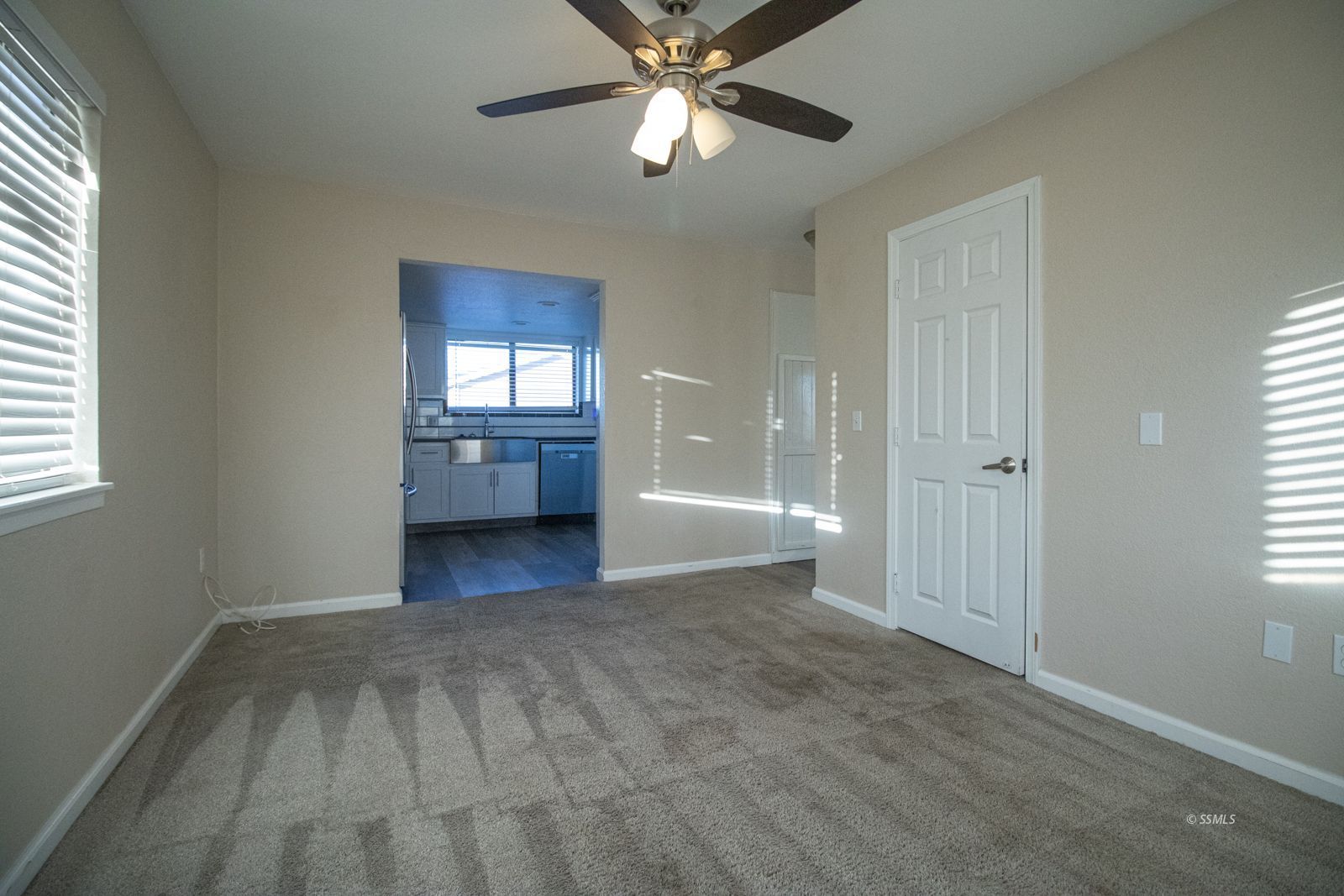920 East Church Avenue Ridgecrest, CA 93555 - Photo 12 of 36