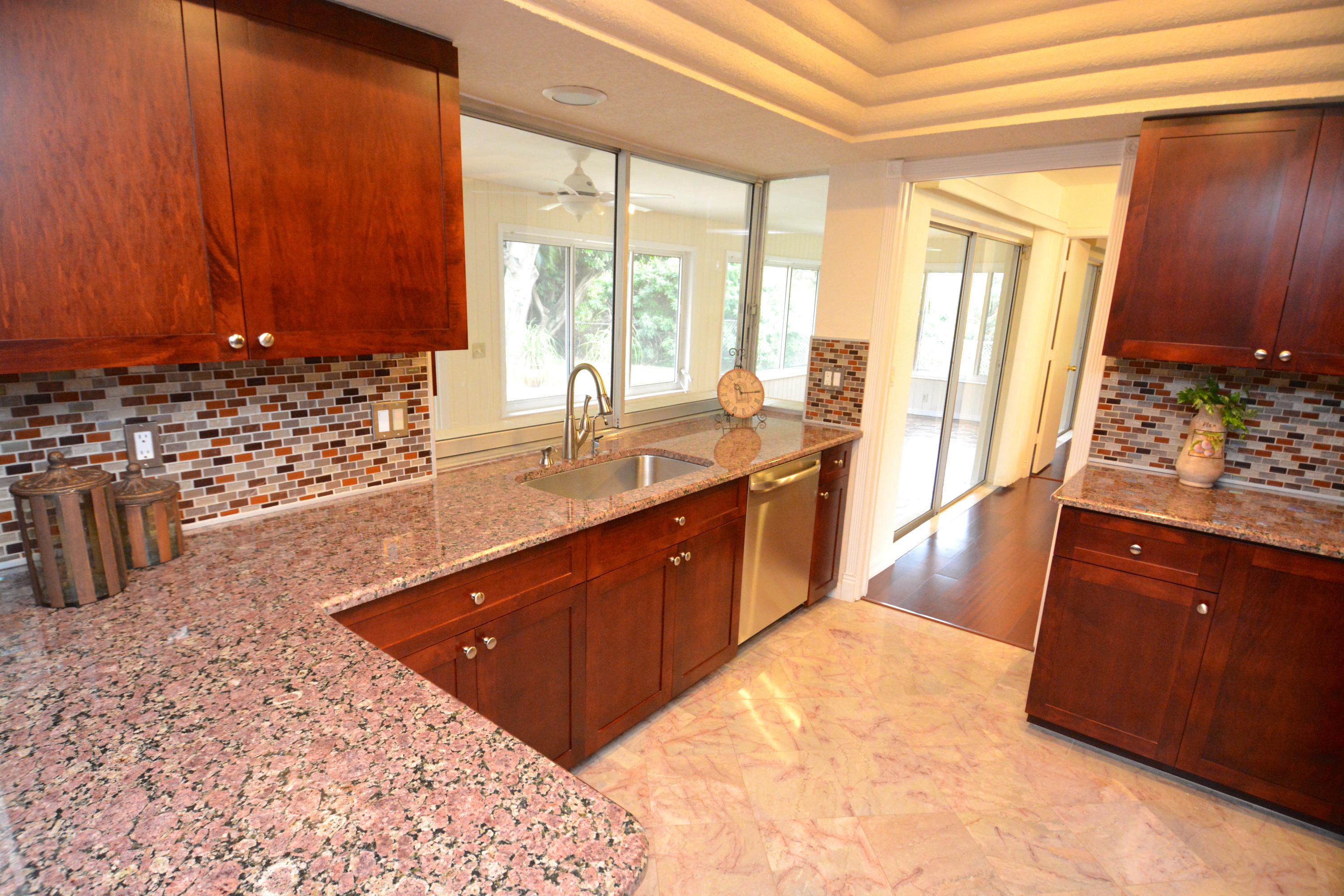 110 Southwest 9th Avenue Boca Raton, FL 33486 - Photo 13 of 32 DSC_0027
