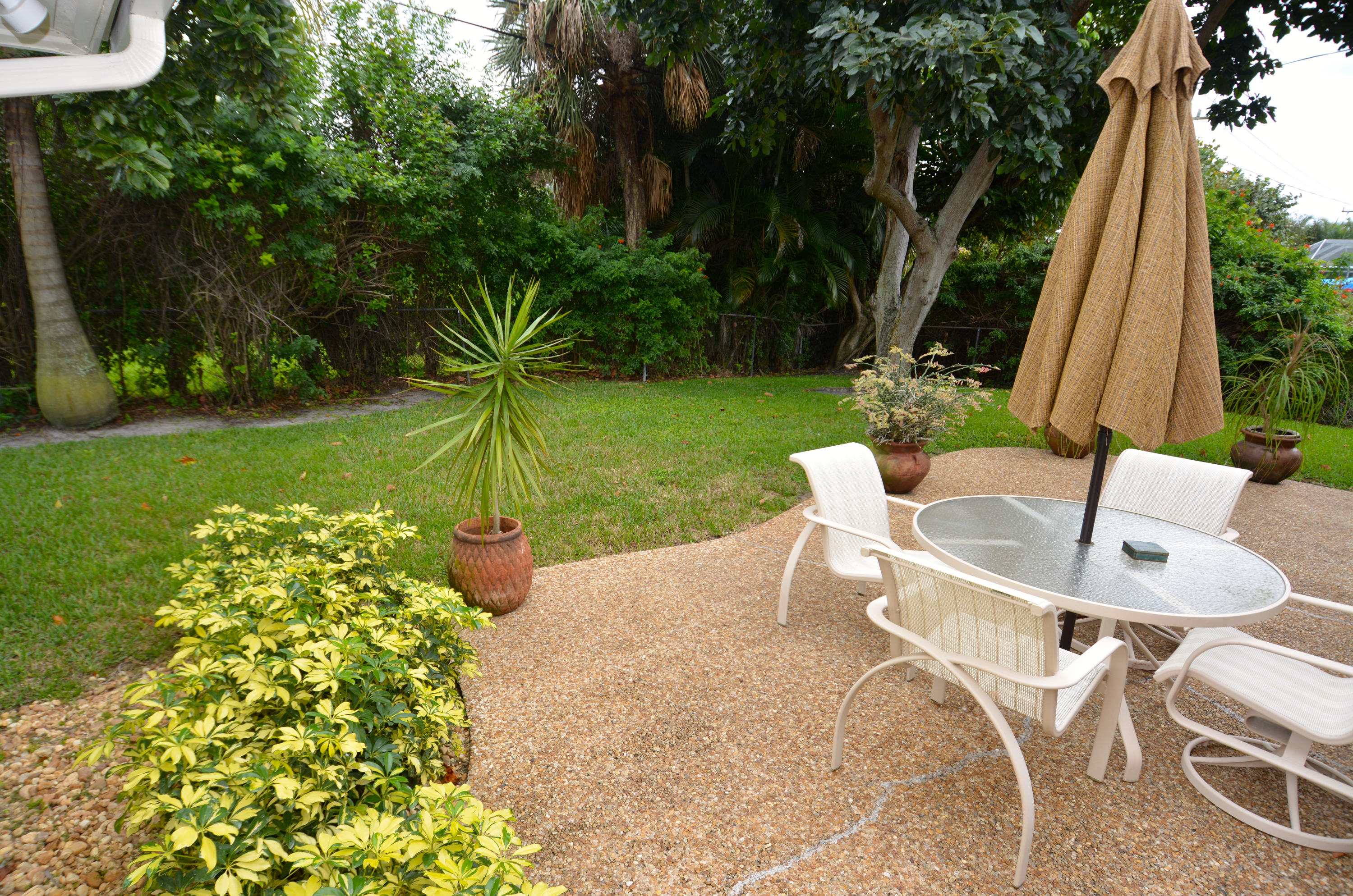 110 Southwest 9th Avenue Boca Raton, FL 33486 - Photo 28 of 32 DSC_0069