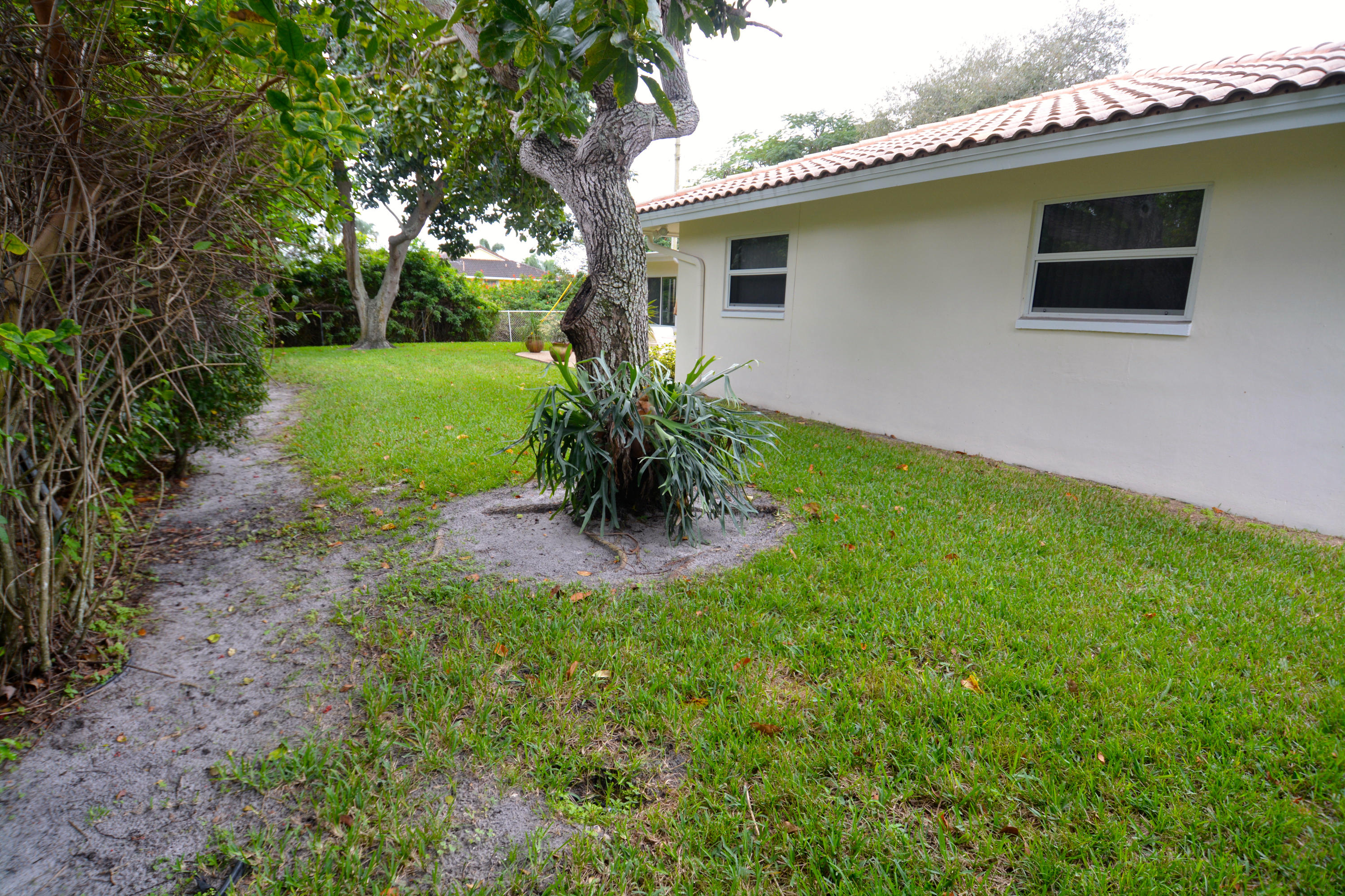 110 Southwest 9th Avenue Boca Raton, FL 33486 - Photo 32 of 32 DSC_0071