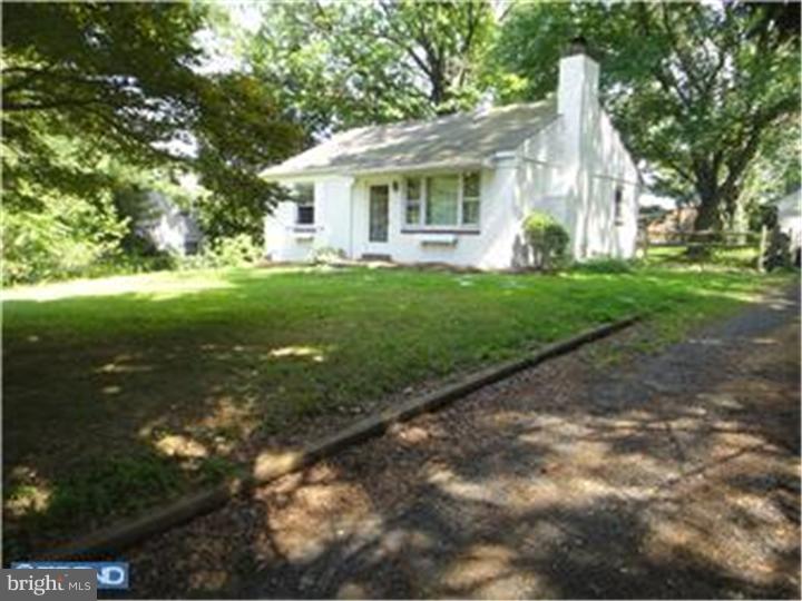15157 Wayside Road Philadelphia, PA 19116 - Photo 2 of 20 Gallery Image 2