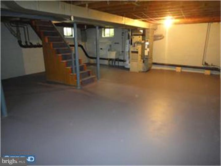 15157 Wayside Road Philadelphia, PA 19116 - Photo 17 of 20 Gallery Image 17
