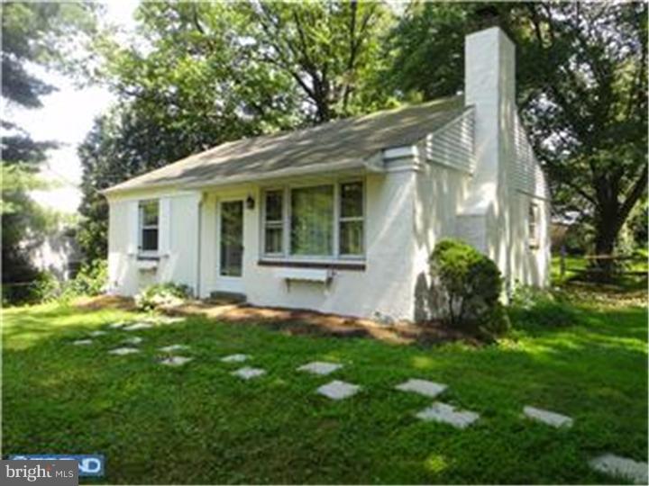 15157 Wayside Road Philadelphia, PA 19116 - Photo 3 of 20 Gallery Image 3