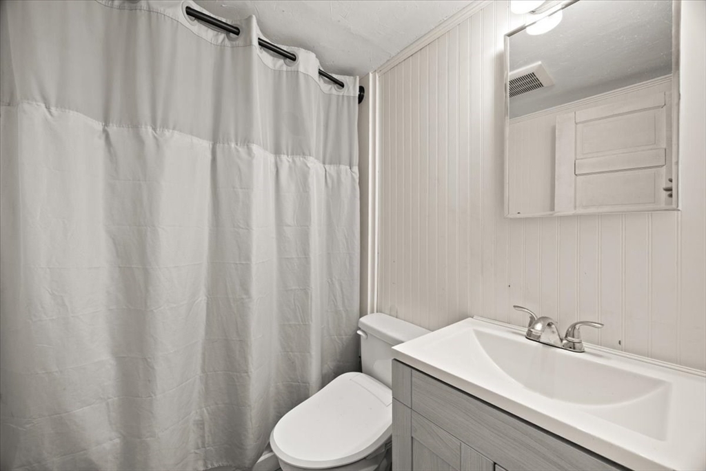 2 Cardinal Avenue Wareham, MA 02538 - Photo 11 of 38