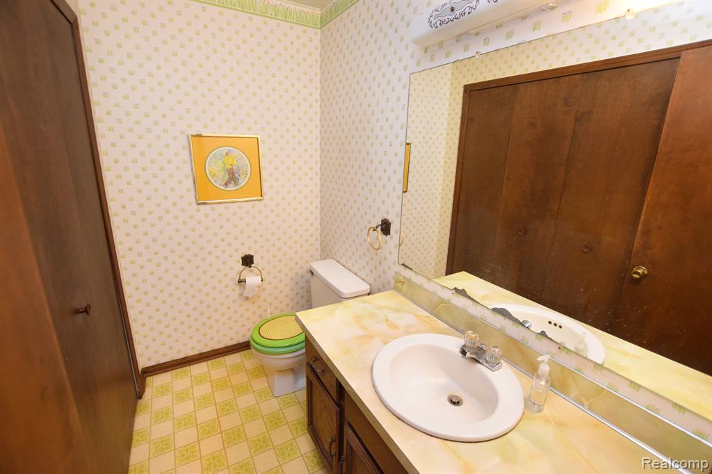 1249 Ripley Road Linden, MI 48451 - Photo 14 of 23