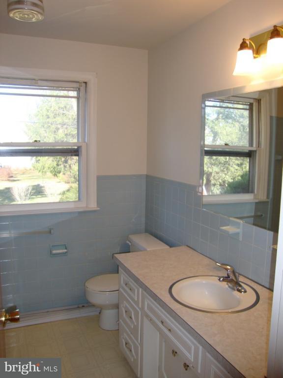 1626 Ridgedale Drive Lancaster, PA 17601 - Photo 10 of 13 Gallery Image 10